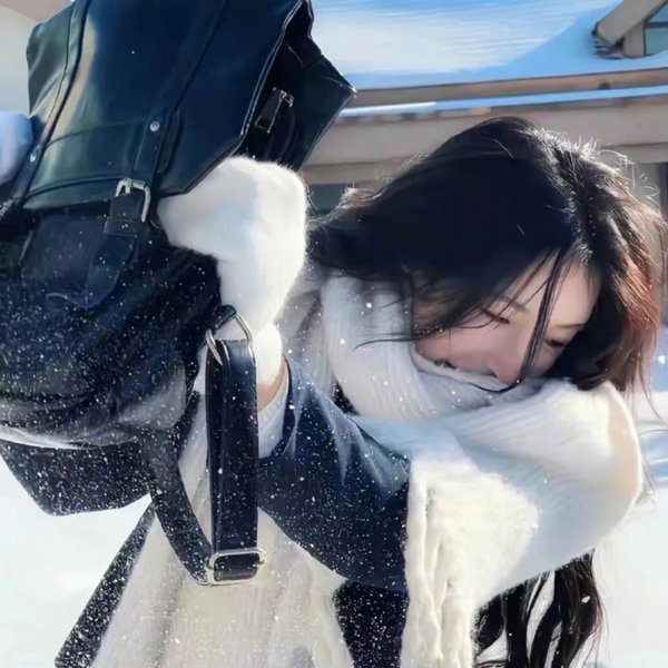 艳后春情 海报